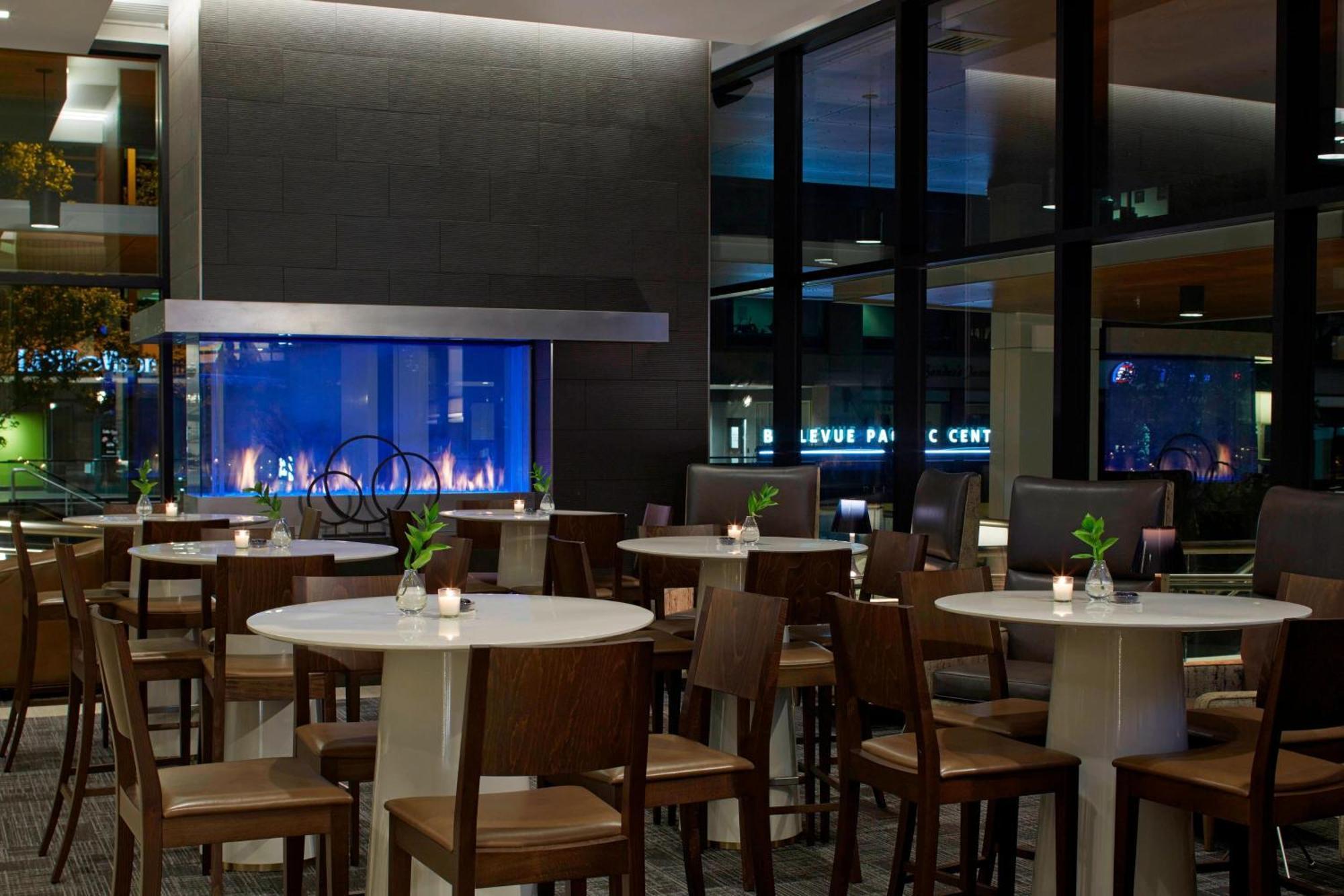 Ac Hotel By Marriott Seattle Bellevue/Downtown Exterior photo